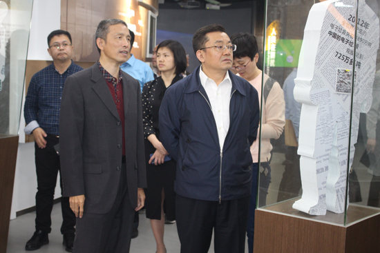 环境；げ糠⒄怪行娜斡轮魅蔚餮谢葜菹钅