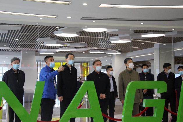 全国人大常委会副委员长艾力更?依明巴海到k8凯发通州项目发展科普法法律查抄